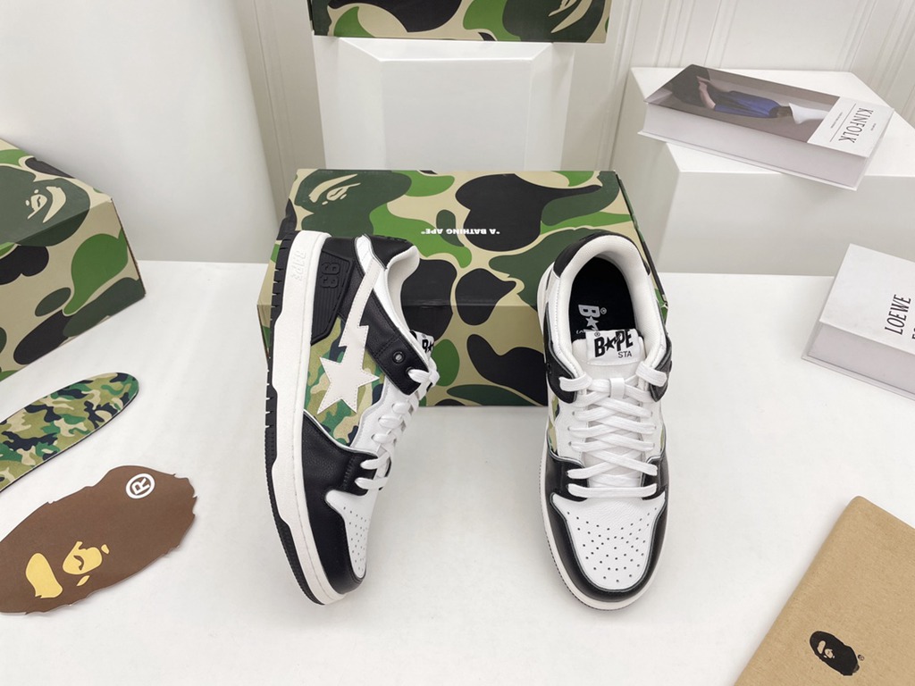 B*APE SNEAKERS